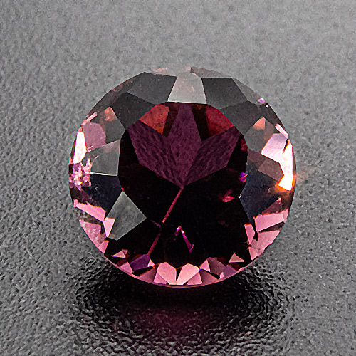 Tourmaline (Rubellite) from Namibia. 1.54 Carat. Round, very very small inclusions