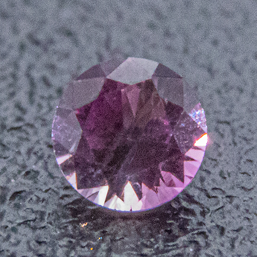 Pink sapphire. 1 Piece. Brilliant, very very small inclusions