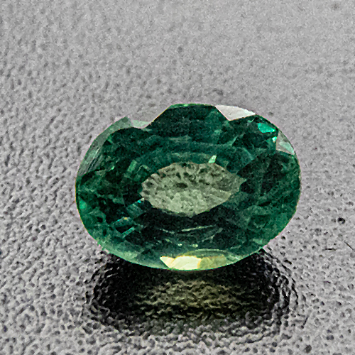 Alexandrite. 0.32 Carat. Oval, small inclusions