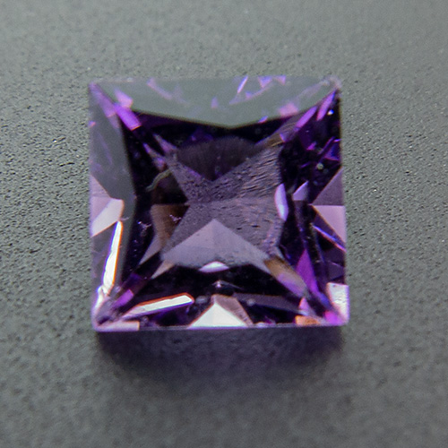 Amethyst from Brazil. 1 Piece. Square Princess, very very small inclusions