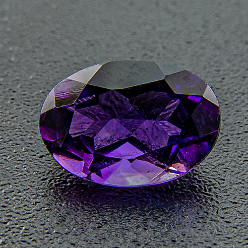 Amethyst from Zambia. 1 Piece. Oval, very small inclusions