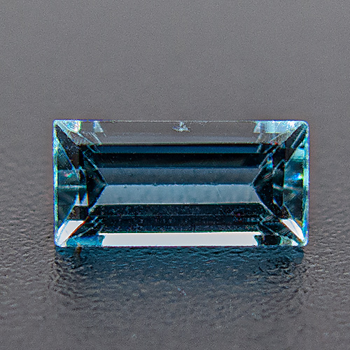 Aquamarine from Brazil. 0.37 Carat. Baguette, very very small inclusions