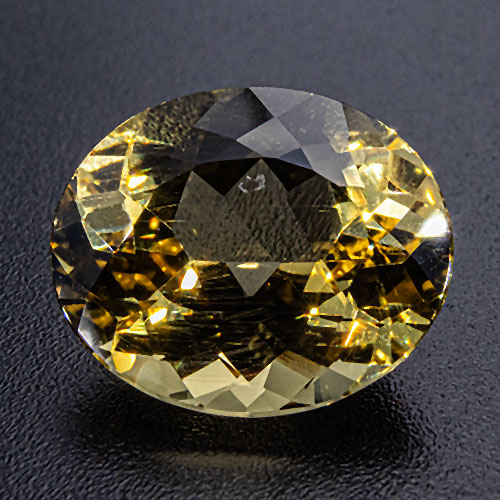 Beryl from Brazil. 4.53 Carat. Oval, small inclusions