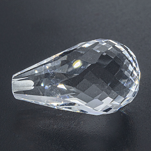 Rock crystal. 13.94 Carat. Briolette, eyeclean