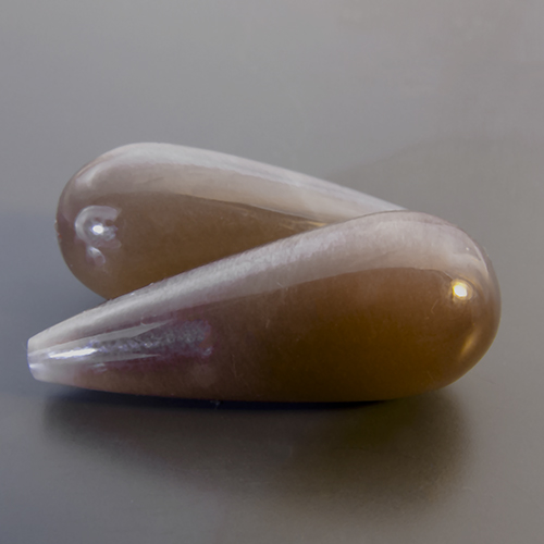 Moonstone from India. 1 Pair. Teardrop Round, translucent