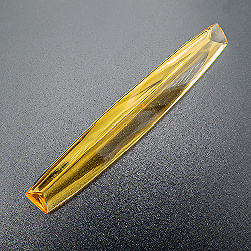 Citrine from Brazil. 40.71 Carat. A giant! Extremely rare in this size & quality