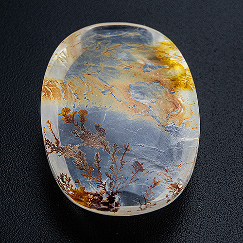 Dendritic agate from Brazil. 19.88 Carat. Cabochon Oval, very, very distinct inclusions