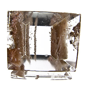 "Lodolite" from Brazil. 27.07 Carat. Baguette, very distinct inclusions