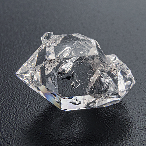 Herkimer "Diamant" (Quarz) aus Vereinigte Staaten von Amerika. 1 Stück. Naturkristall, sehr deutliche Einschlüsse