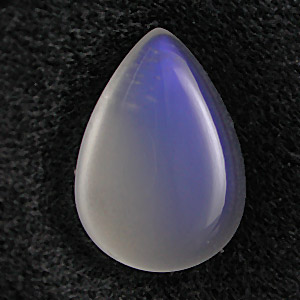 Labradorite from Madagascar. 5.87 Carat. Cabochon Pear
