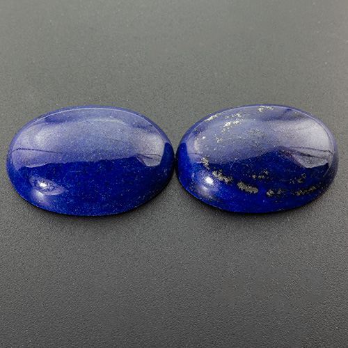 Lapis Lazuli from Afghanistan. 1 Piece. Cabochon Oval, opaque