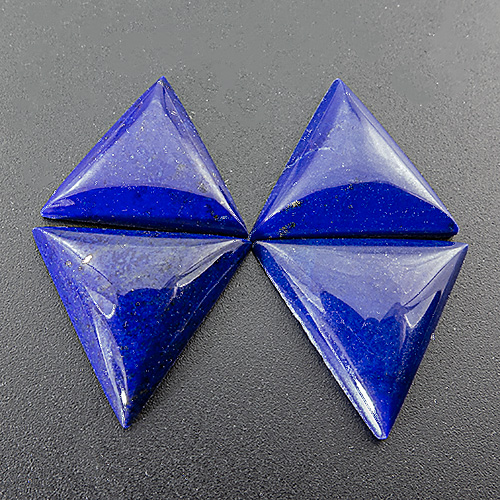 Lapis Lazuli from Afghanistan. 1 Piece. Cabochon Triangle, opaque