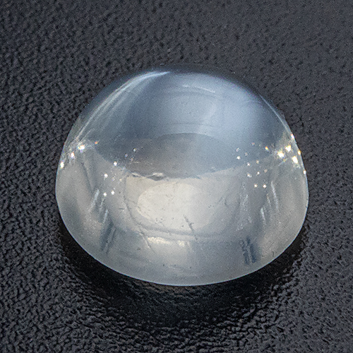 Moonstone from Sri Lanka. 1.4 Carat. Cabochon Round, small inclusions