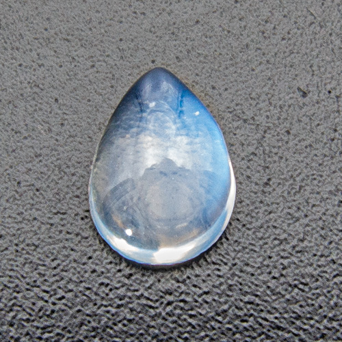 Mondstein aus Sri Lanka. 1 Stück. Feine Qualität, schöner blauer Schiller, sehr gut geschliffen