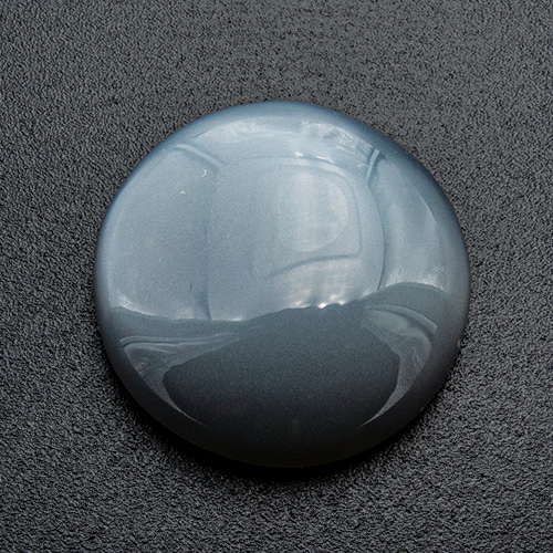 Moonstone from India. 20 Carat. Cabochon Round, semi-translucent