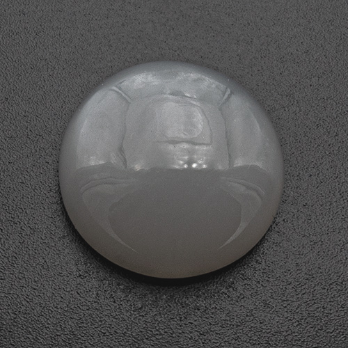 Moonstone from India. 16.97 Carat. Cabochon Round, translucent