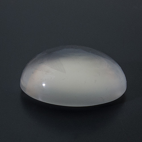 Moonstone from India. 1 Piece. Cabochon Oval, translucent