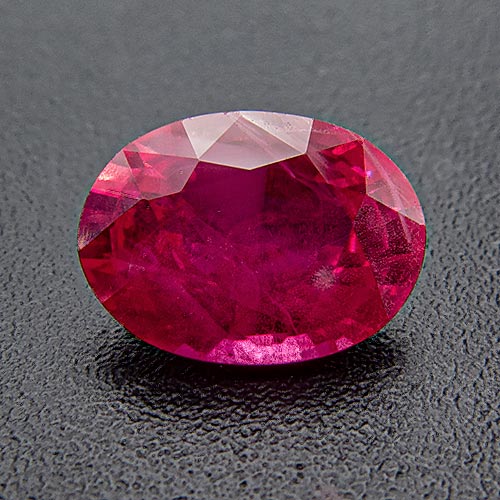 Ruby from Myanmar. 0.94 Carat. Oval, very distinct inclusions