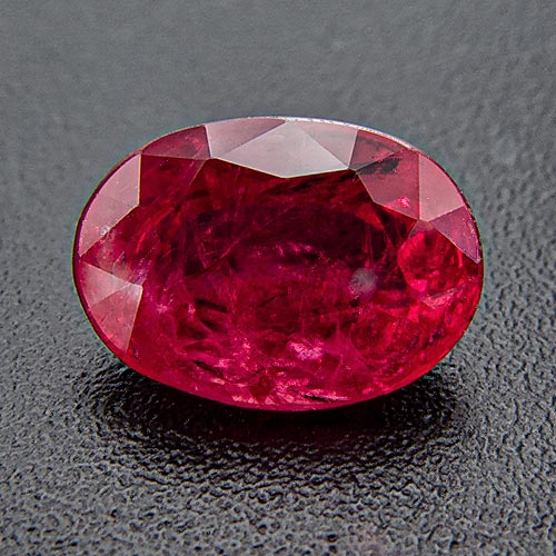 Ruby from Myanmar. 0.98 Carat. Oval, very distinct inclusions