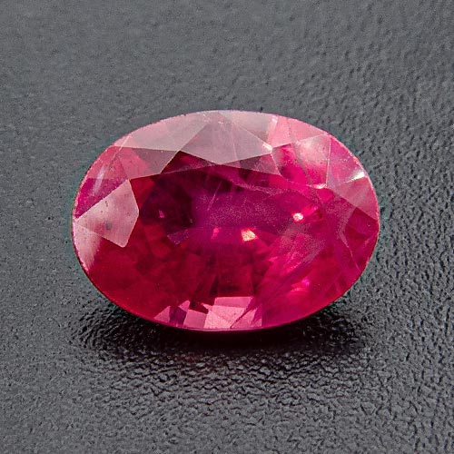 Ruby from Myanmar. 0.99 Carat. Oval, very distinct inclusions