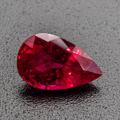 Ruby from Mozambique. 1 Piece. Pear, distinct inclusions