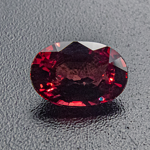Ruby from Mozambique. 0.68 Carat. Oval, very small inclusions