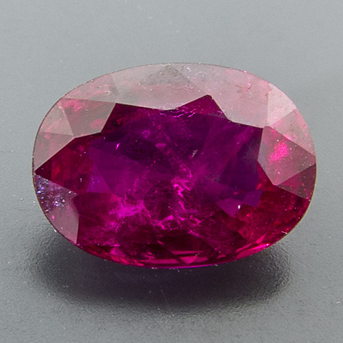 Ruby from Mozambique. 1.15 Carat. Oval, very distinct inclusions