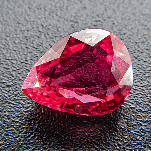 Ruby from Mozambique. 1.03 Carat. Beautiful pear, small natural cavity at girdle is hardly visible from above and can easily be hidden in a bezel setting. Comes with GIA certificate