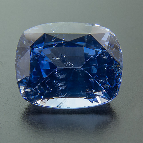 Sapphire from Sri Lanka. 1.61 Carat. Cushion, small inclusions