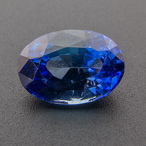 Sapphire from Sri Lanka. 1.13 Carat. Oval, very small inclusions