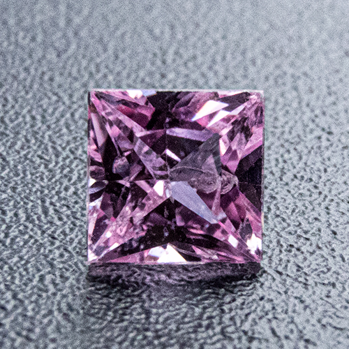 Pink sapphire. 1 Piece. Square Princess, eyeclean