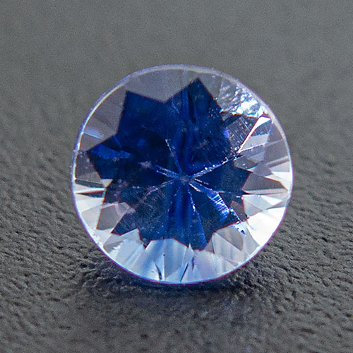 Sapphire from Tanzania. 0.32 Carat. Brilliant, very small inclusions