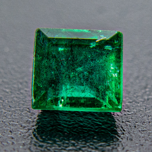 Emerald from Brazil. 0.25 Carat. Square, very distinct inclusions