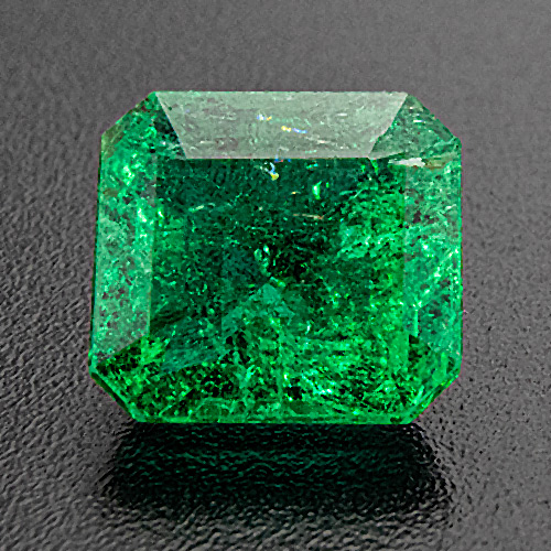 Emerald from Zambia. 1.57 Carat. Emerald Cut, very distinct inclusions