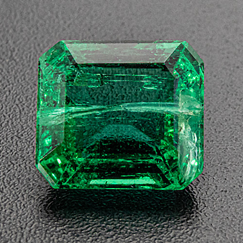 Emerald from Zambia. 1.84 Carat. Emerald Cut, small inclusions