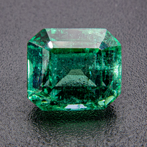 Emerald from Zambia. 1.65 Carat. Emerald Cut, distinct inclusions