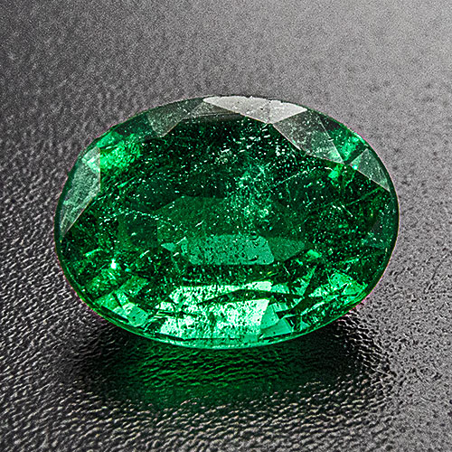 Emerald from Zambia. 1.39 Carat. Oval, distinct inclusions