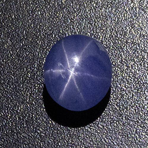 Star Sapphire from Sri Lanka. 1.54 Carat. Good colour, excellent star