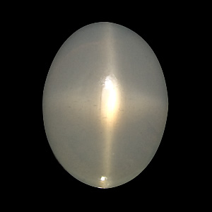 Star Moonstone from India. 18.22 Carat. Cabochon Oval, translucent