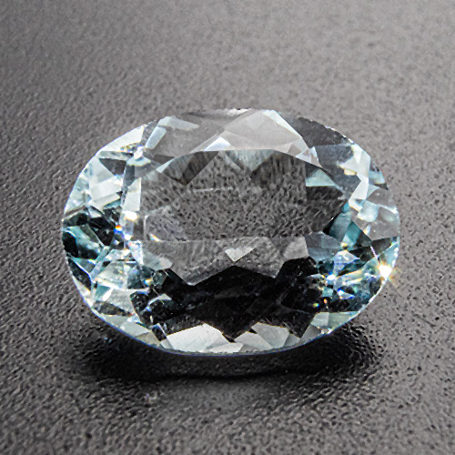 Natural Blue Topaz from Brazil. 3.03 Carat. Oval, very very small inclusions