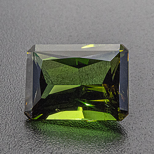 Tourmaline (Verdelite) from Congo. 2.56 Carat. Emerald Cut, very small inclusions